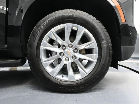 Used 2025 Chevrolet Tahoe Premier image 17