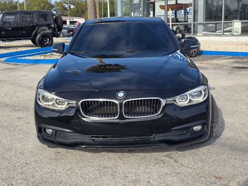 Used 2018 BMW 320i Sedan image 2