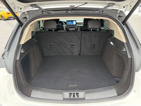 Certified 2023 Lincoln Corsair Reserve w/ Equipment Group 201A image 17