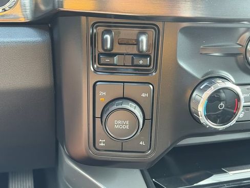 New 2027 Ford F350 Lariat w/ Black Appearance Package AWD/4WD image 24