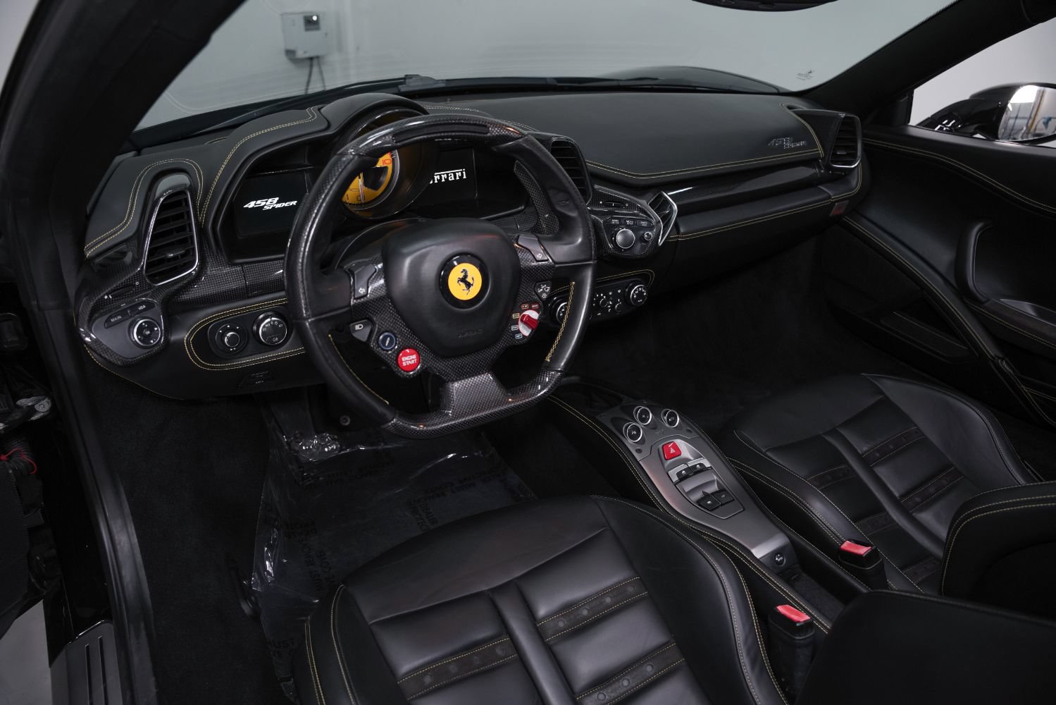 Used 2013 Ferrari 458 Spider RWD image 11