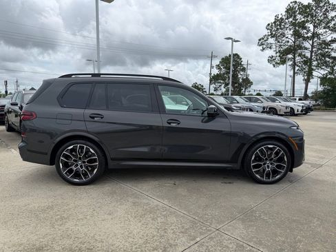 New 2027 BMW X7 M60i AWD/4WD image 2
