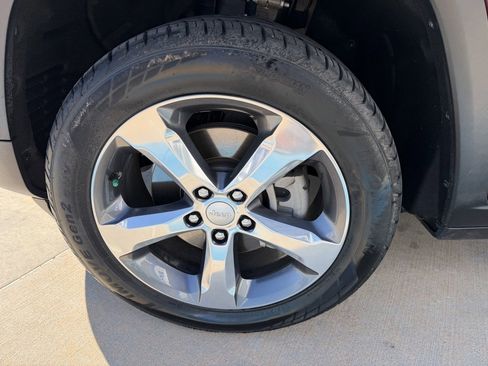 Used 2021 Jeep Grand Cherokee L Limited w/ Trailer Tow Group (B) image 13