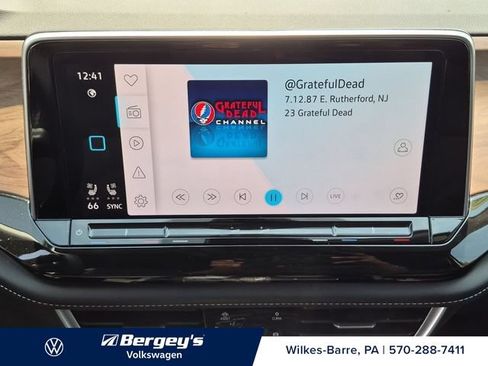 Certified 2025 Volkswagen Atlas SE AWD/4WD image 18
