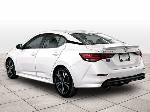 Used 2020 Nissan Sentra SR w/ Lighting Package FWD image 10