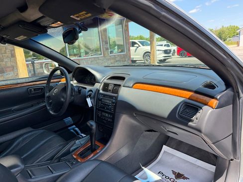 Used 2002 Toyota Solara SLE FWD image 17
