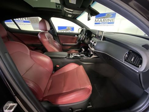 Used 2021 Kia Stinger GT-Line w/ Sun & Sound Package RWD image 34