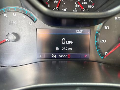 Used 2022 Chevrolet Colorado Z71 w/ Safety Package AWD/4WD image 20