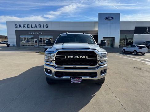 Used 2024 RAM 2500 Big Horn image 2