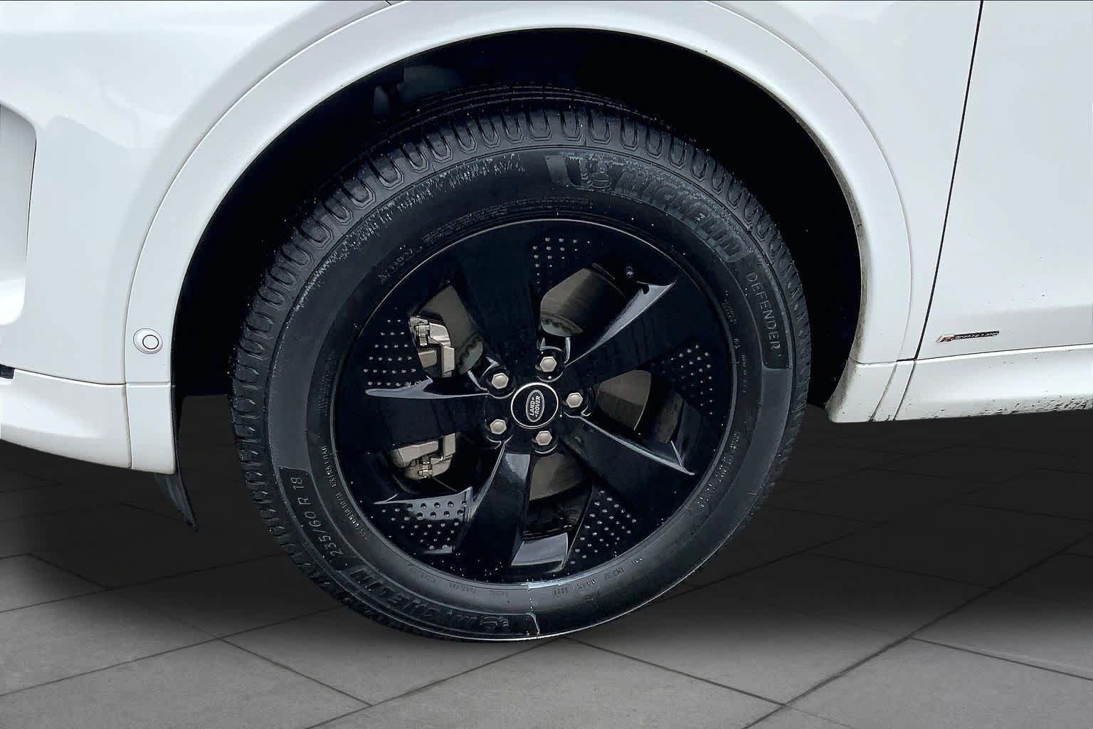 Used 2021 Land Rover Discovery Sport S R-Dynamic AWD/4WD image 10
