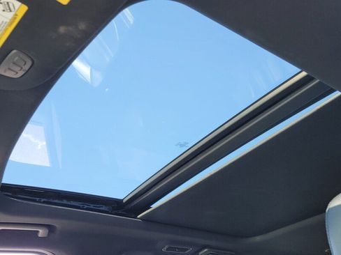 Used 2021 Ford Expedition Limited image 19