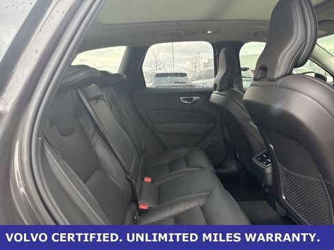 Certified 2024 Volvo XC60 B5 Ultimate image 15