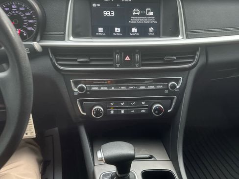 Used 2020 Kia Optima LX image 13