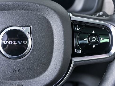 Certified 2025 Volvo XC90 B6 Plus image 13
