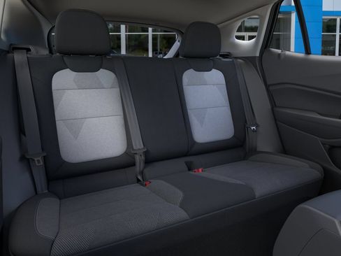 New 2026 Chevrolet Trax LS w/ LS Convenience Package FWD image 17