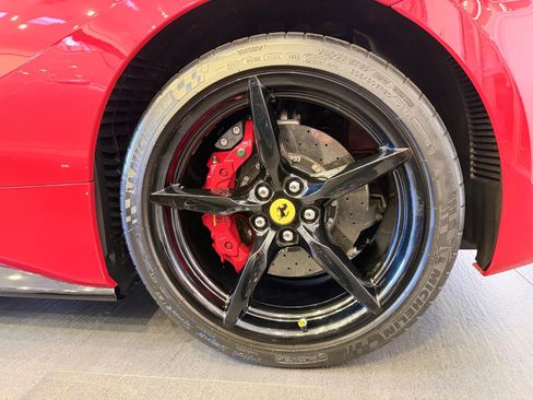 Used 2016 Ferrari 488 Spider image 21