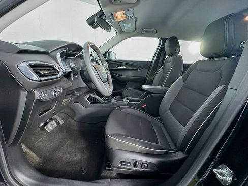 Used 2022 Chevrolet TrailBlazer LT w/ Convenience Package image 15