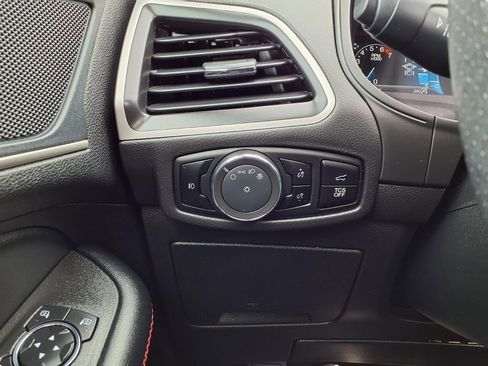 Used 2024 Ford Edge ST-Line AWD/4WD image 27