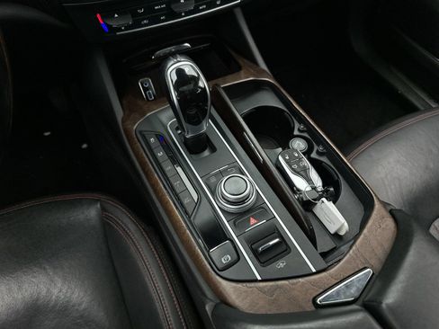 Used 2018 Maserati Levante GranLusso image 23