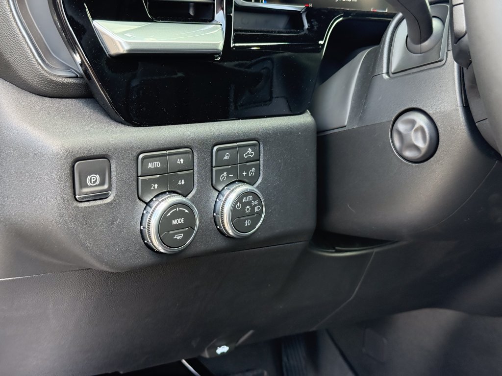 New 2026 GMC Sierra 1500 SLT w/ SLT Premium Plus Package AWD/4WD image 18