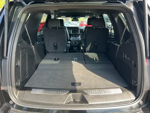 Used 2024 GMC Yukon Denali image 25