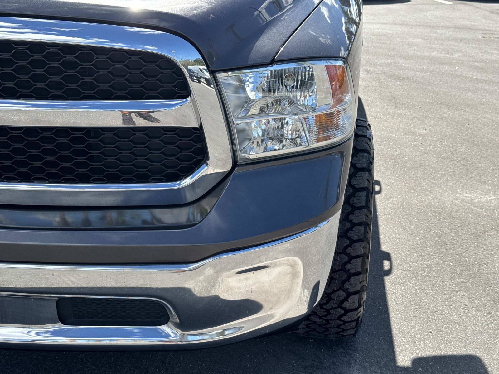 Used 2020 RAM 1500 Classic SLT AWD/4WD image 9