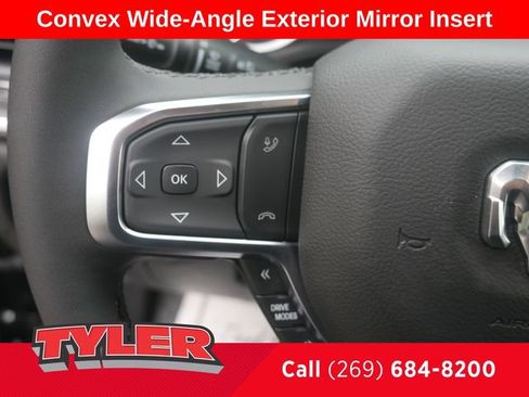 New 2026 RAM 1500 4x4 Crew Cab image 27