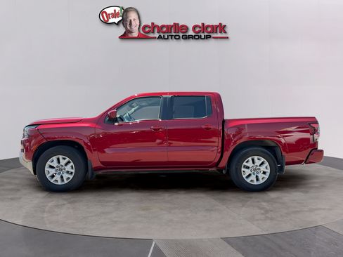 Used 2023 Nissan Frontier SV w/ SV Convenience Package RWD image 3