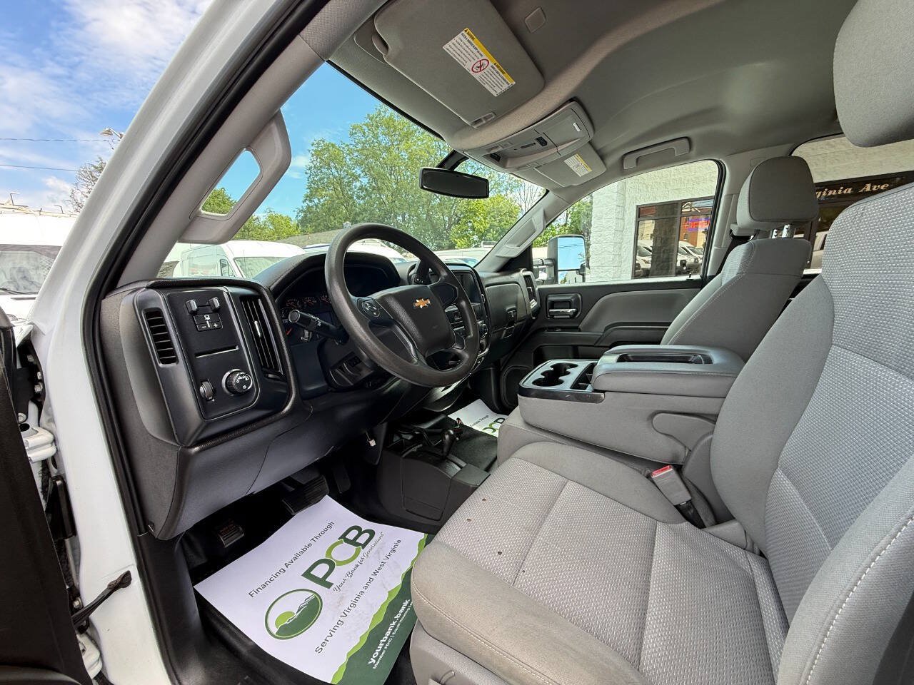 Used 2019 Chevrolet Silverado 2500 W/T AWD/4WD image 5