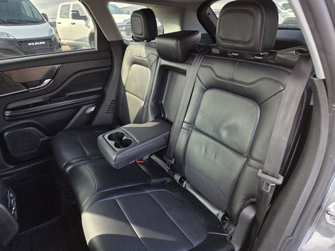 Used 2022 Lincoln Corsair FWD w/ Premium Package image 27