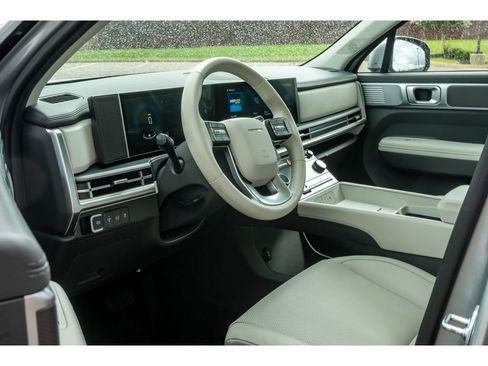 Used 2026 Hyundai Santa Fe SEL FWD image 11