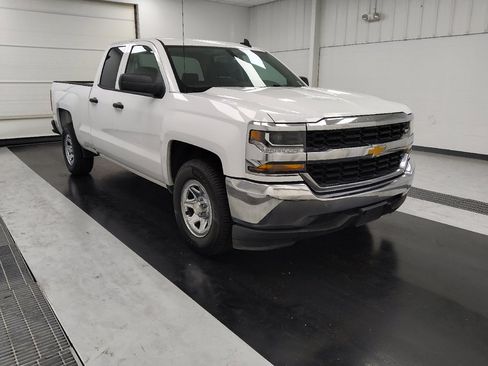Used 2018 Chevrolet Silverado 1500 LS w/ Trailering Package RWD image 13