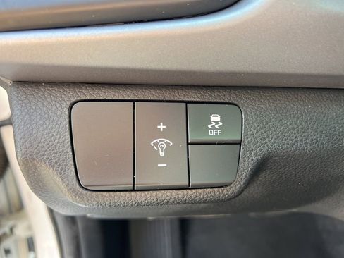 Used 2023 Kia Rio LX image 21