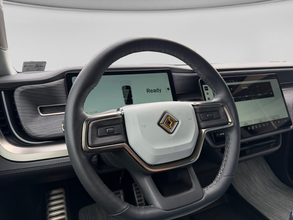 Used 2024 Rivian R1S Adventure Dual AWD/4WD image 9