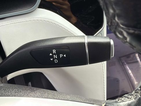 Used 2018 Tesla Model X 100D image 12