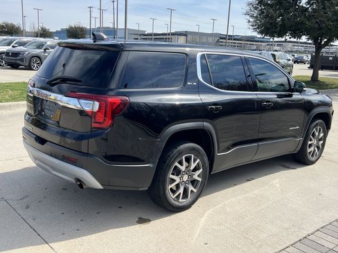 Used 2020 GMC Acadia SLE image 10