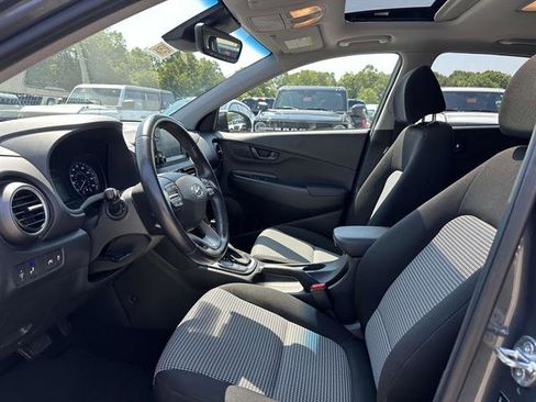 Used 2021 Hyundai Kona SEL Plus image 13