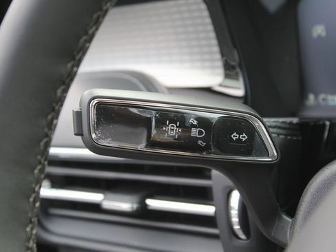 New 2023 Lincoln Corsair AWD w/ Equipment Group 101A image 19