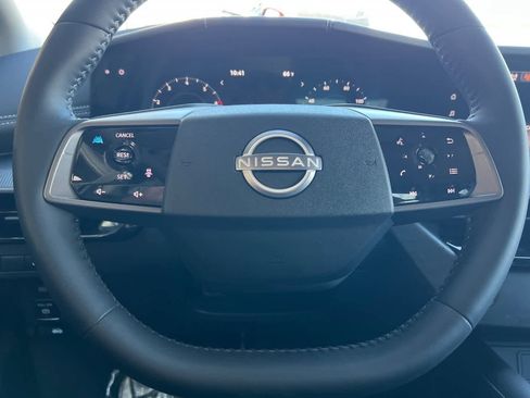 Certified 2025 Nissan Murano SV image 25