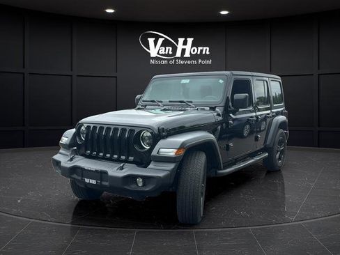 Used 2023 Jeep Wrangler Unlimited Sport AWD/4WD image 3
