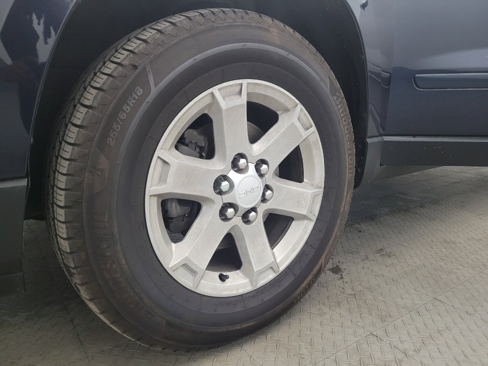 Used 2015 GMC Acadia SLE FWD image 31