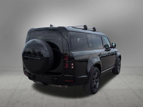 Certified 2024 Land Rover Defender 130 X-Dynamic SE AWD/4WD image 6