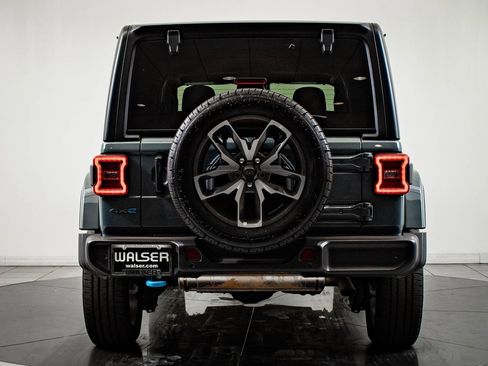 Used 2024 Jeep Wrangler Unlimited w/ Convenience Group image 7