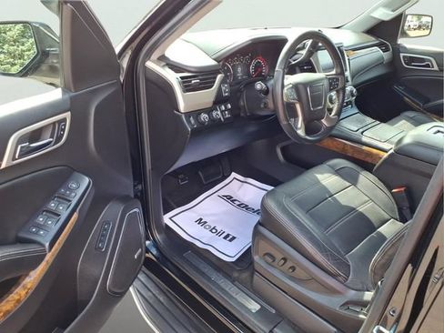 Used 2015 GMC Yukon Denali w/ Open Road Package AWD/4WD image 10
