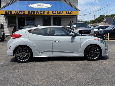 Used 2013 Hyundai Veloster RE:MIX Edition FWD image 1