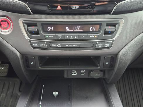 Used 2024 Honda Ridgeline RTL image 19