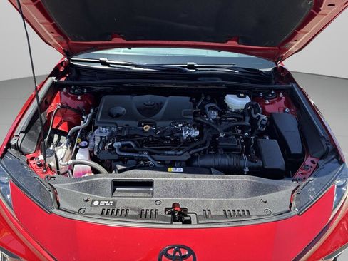Used 2025 Toyota Camry SE w/ Convenience Package FWD image 26