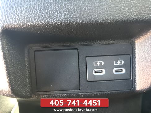Used 2024 Toyota Tacoma TRD Sport AWD/4WD image 26