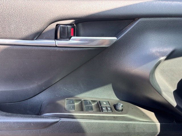 Used 2023 Toyota Camry SE FWD image 20