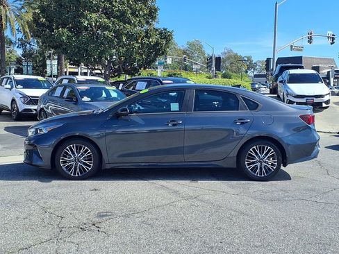 Certified 2023 Kia Forte GT-Line image 2